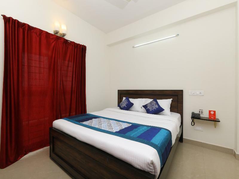 Oyo Flagship 14716 Omr Kelambakkam Hotel Chennai Exterior photo